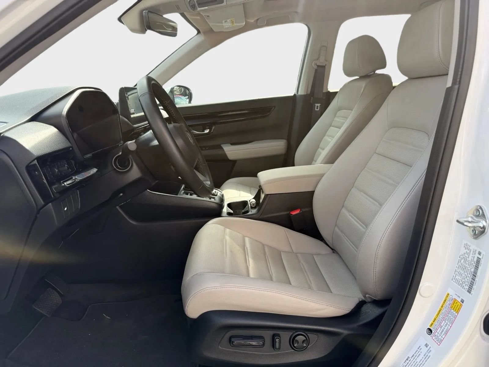 Used 2026 Honda CR-V EX-L image 4