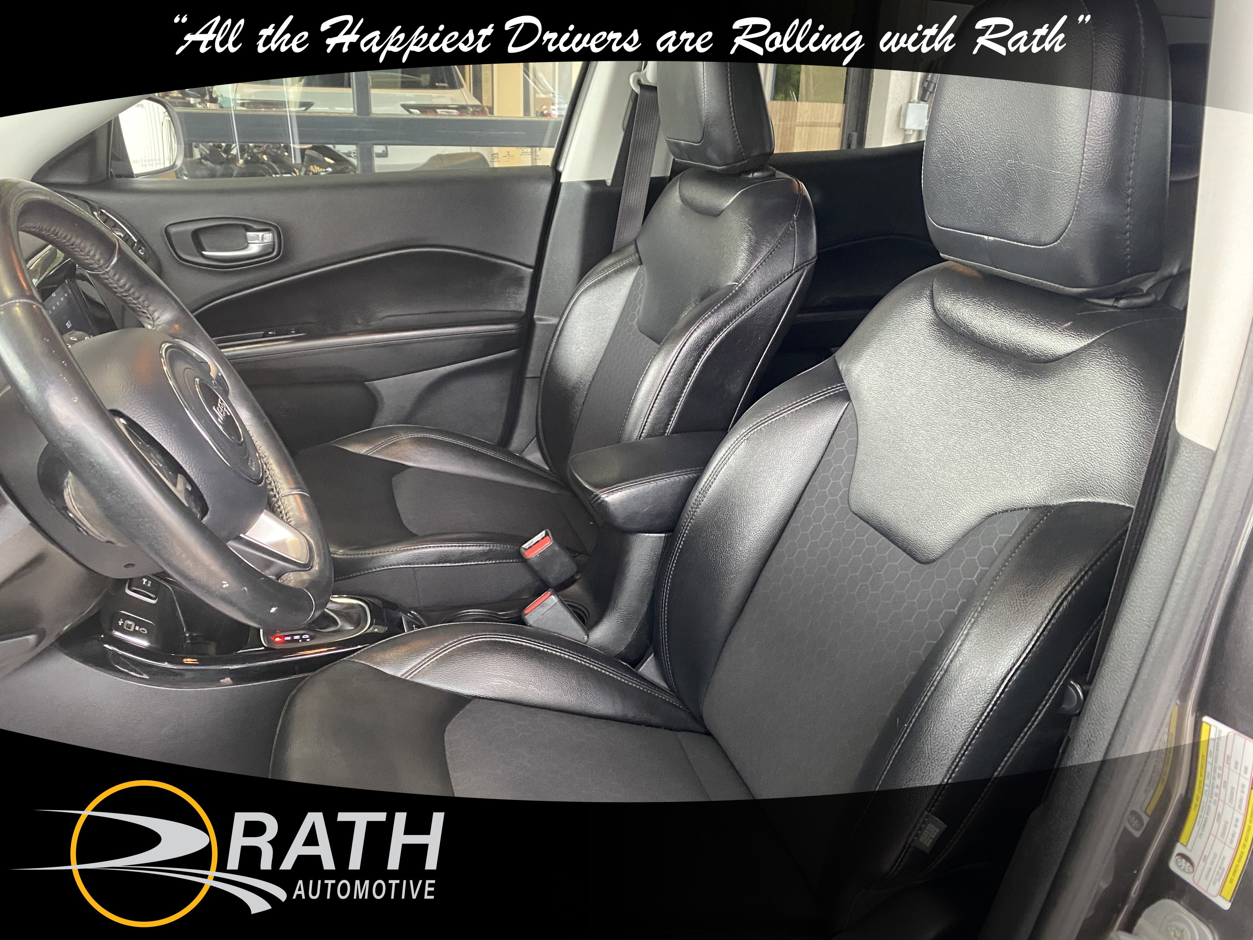 Used 2019 Jeep Compass Latitude FWD image 11