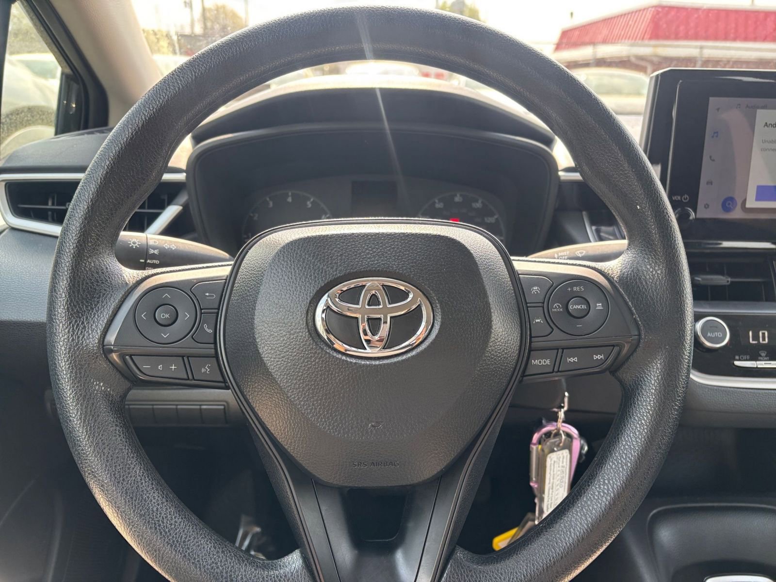 Used 2025 Toyota Corolla LE image 28