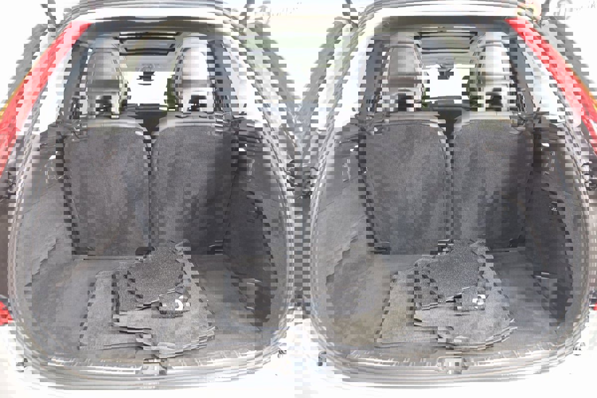 Used 2024 Volvo XC90 B5 Plus image 53