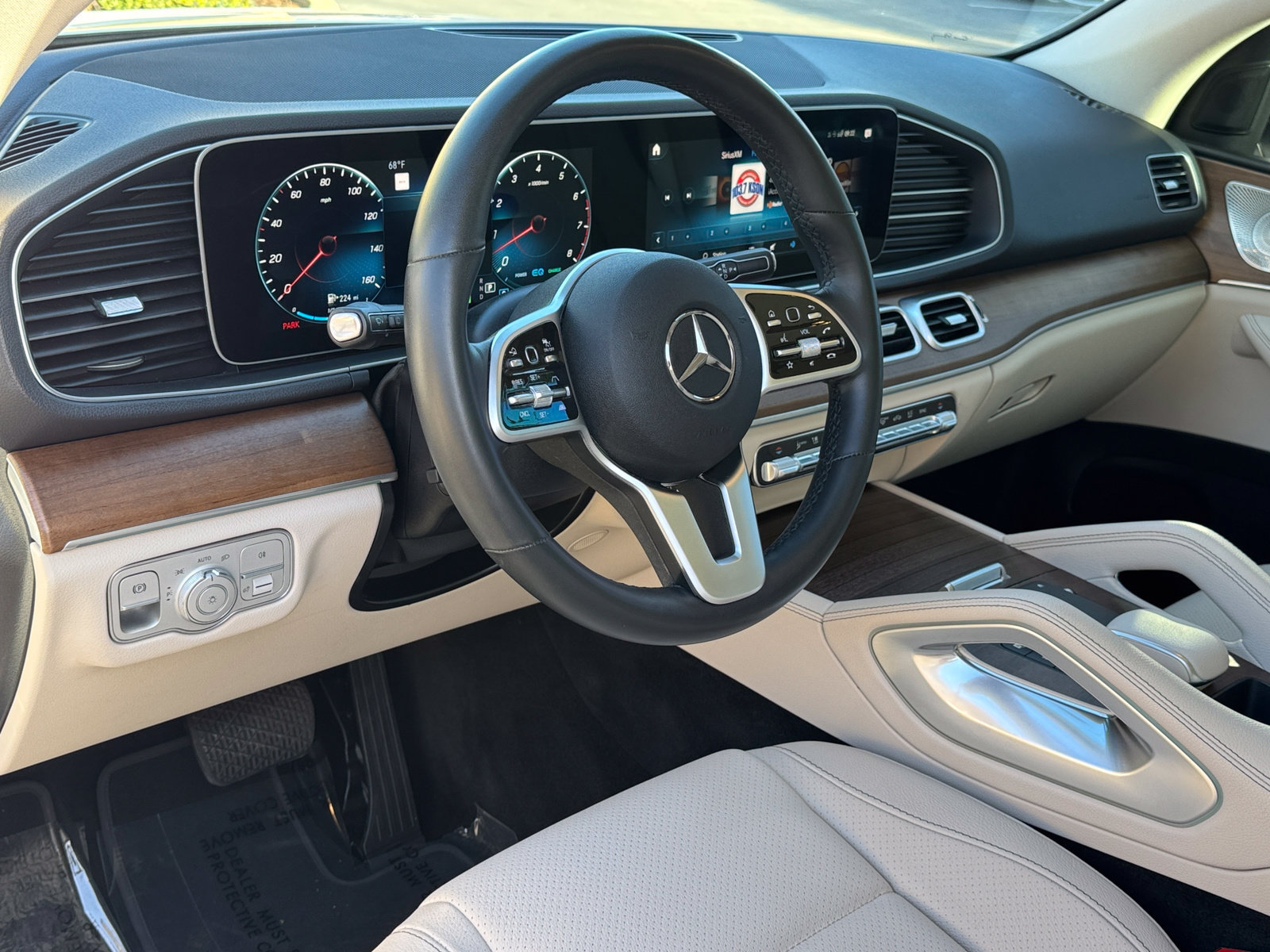 Used 2022 Mercedes-Benz GLE 450 4MATIC image 18