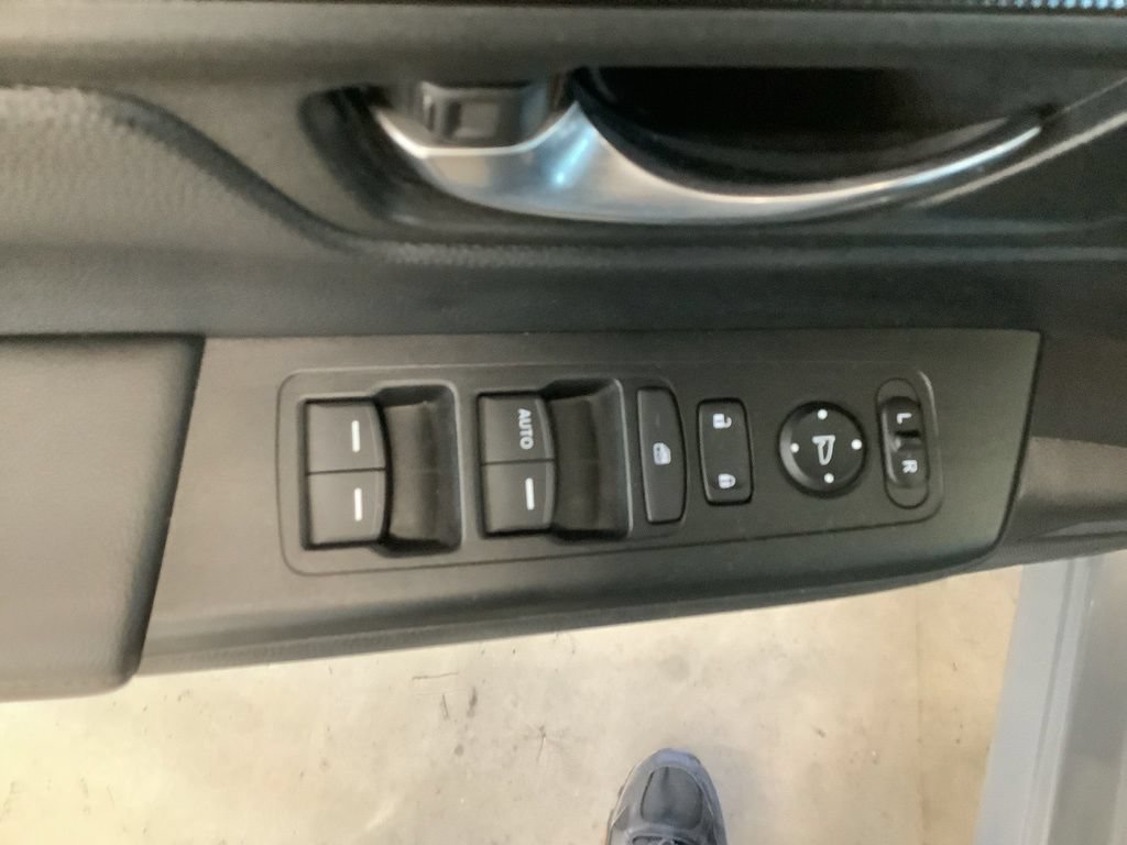 Certified 2023 Honda CR-V LX image 18