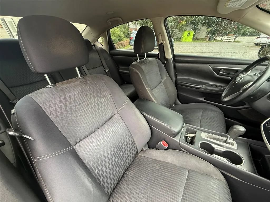 Used 2017 Nissan Altima 2.5 S FWD image 19
