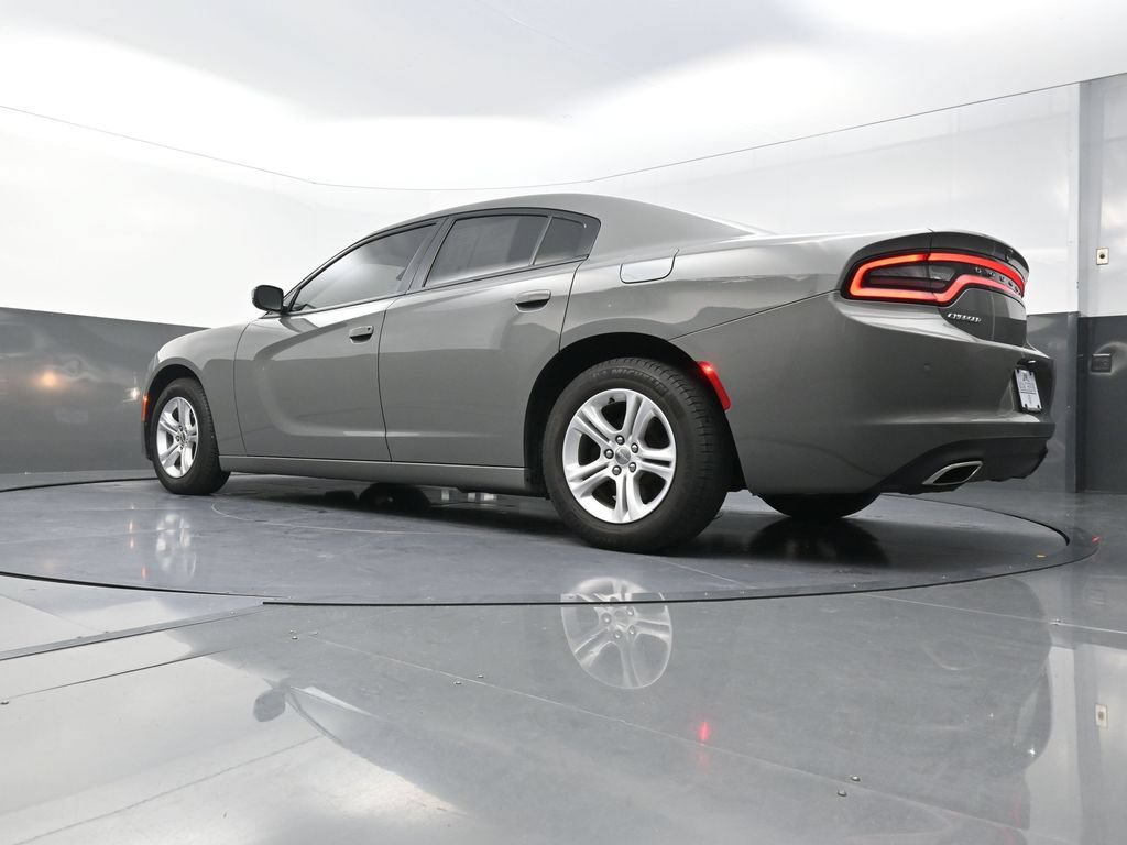 Used 2019 Dodge Charger SXT RWD image 27