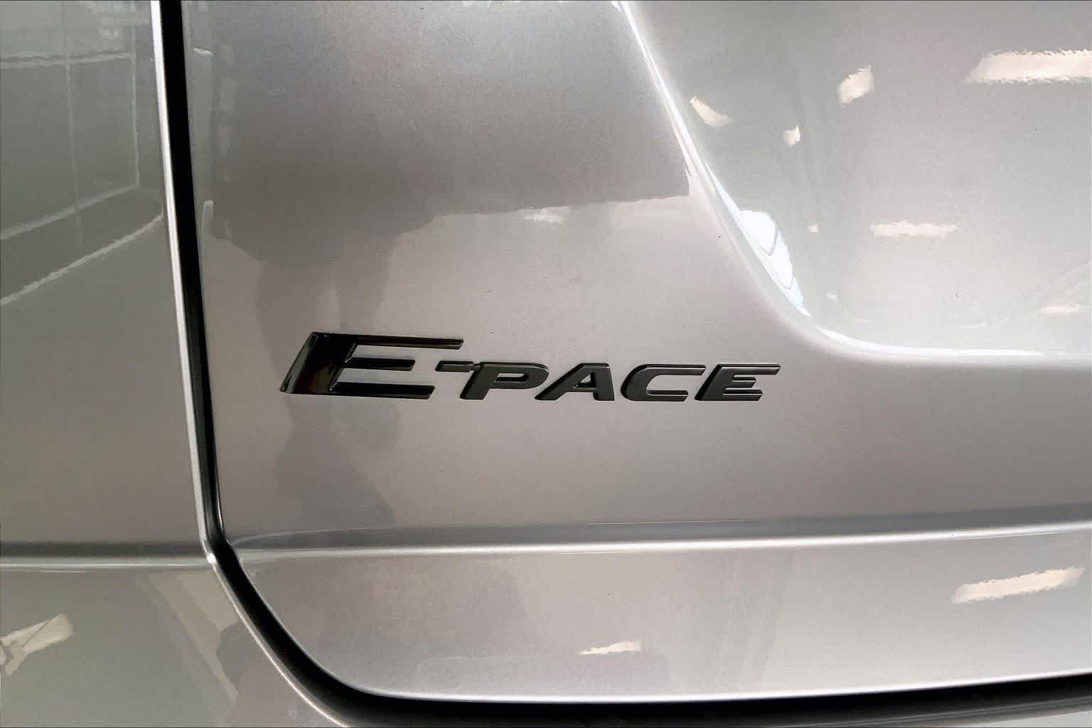 Used 2022 Jaguar E-PACE 300 Sport AWD/4WD image 7