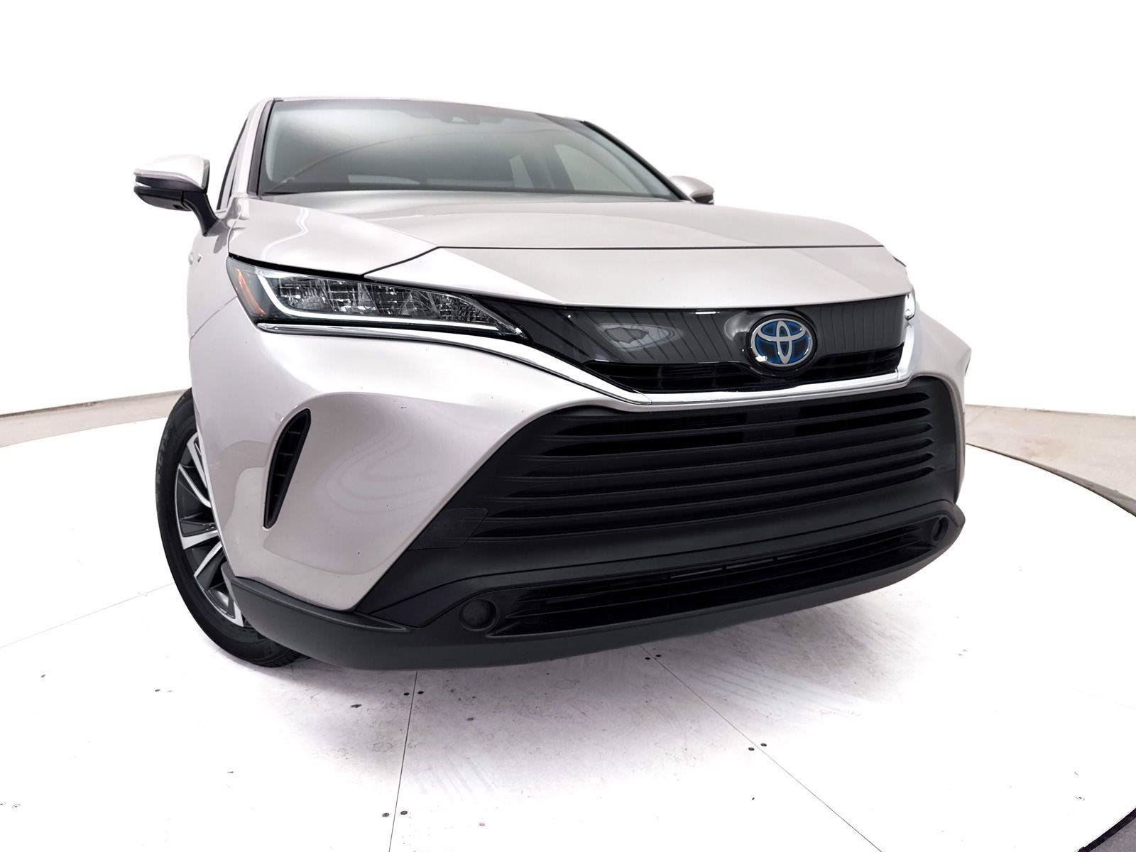 Used 2021 Toyota Venza LE w/ Carpet Mat Package (TMS) AWD/4WD image 5
