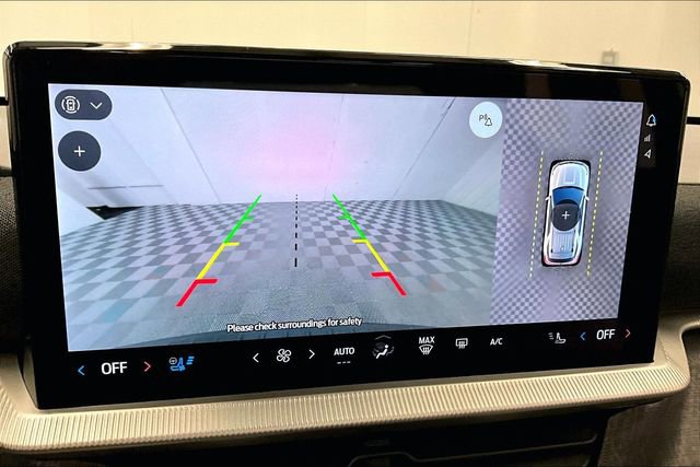 Used 2025 Ford Explorer Platinum w/ Ultimate Package image 27