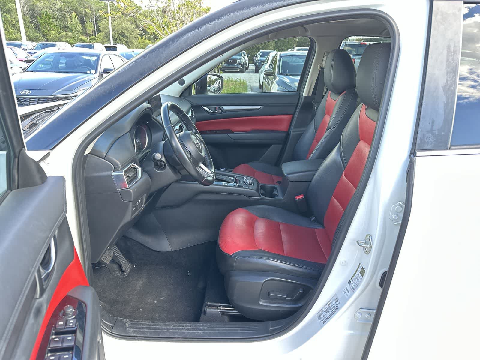 Used 2018 MAZDA CX-5 Touring w/ Preferred Equipment Package FWD image 2