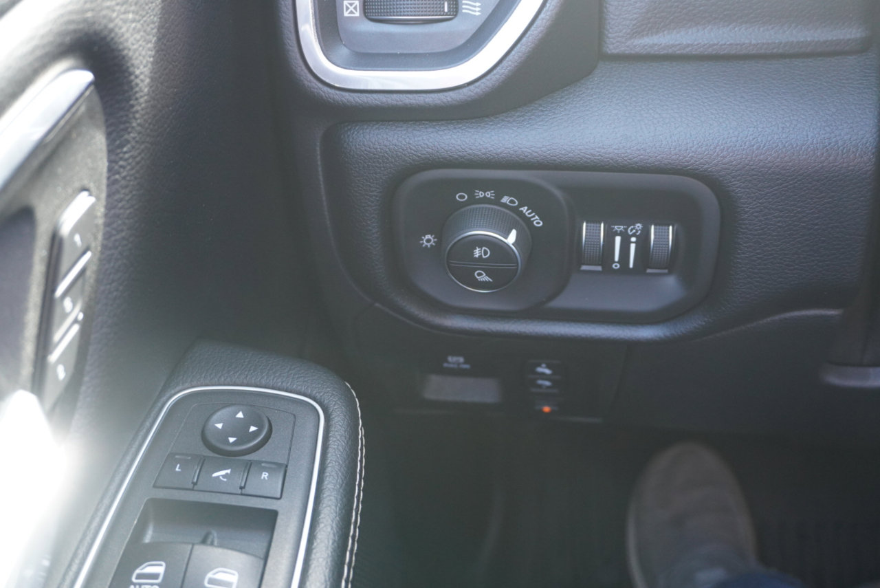 Used 2022 RAM 1500 Laramie image 11