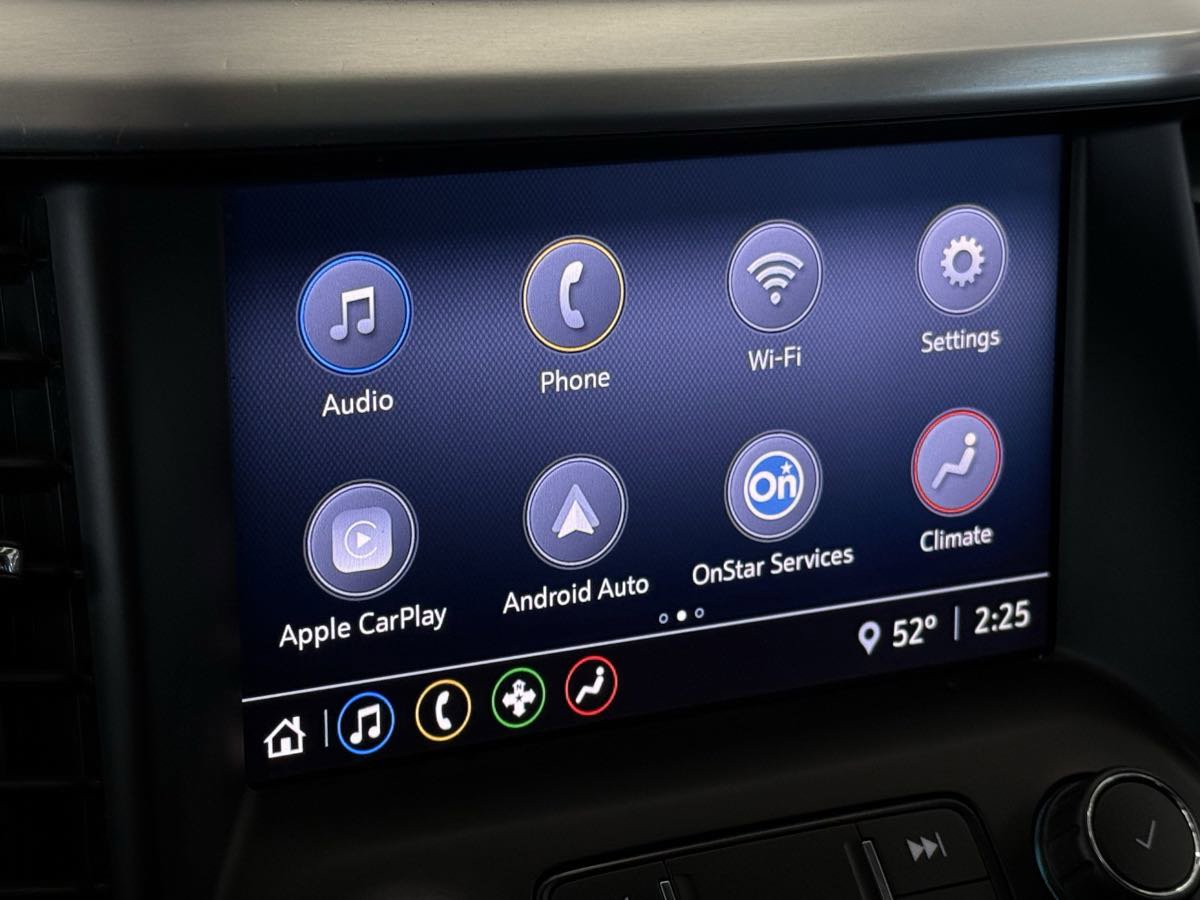 Used 2020 GMC Acadia SLE image 42