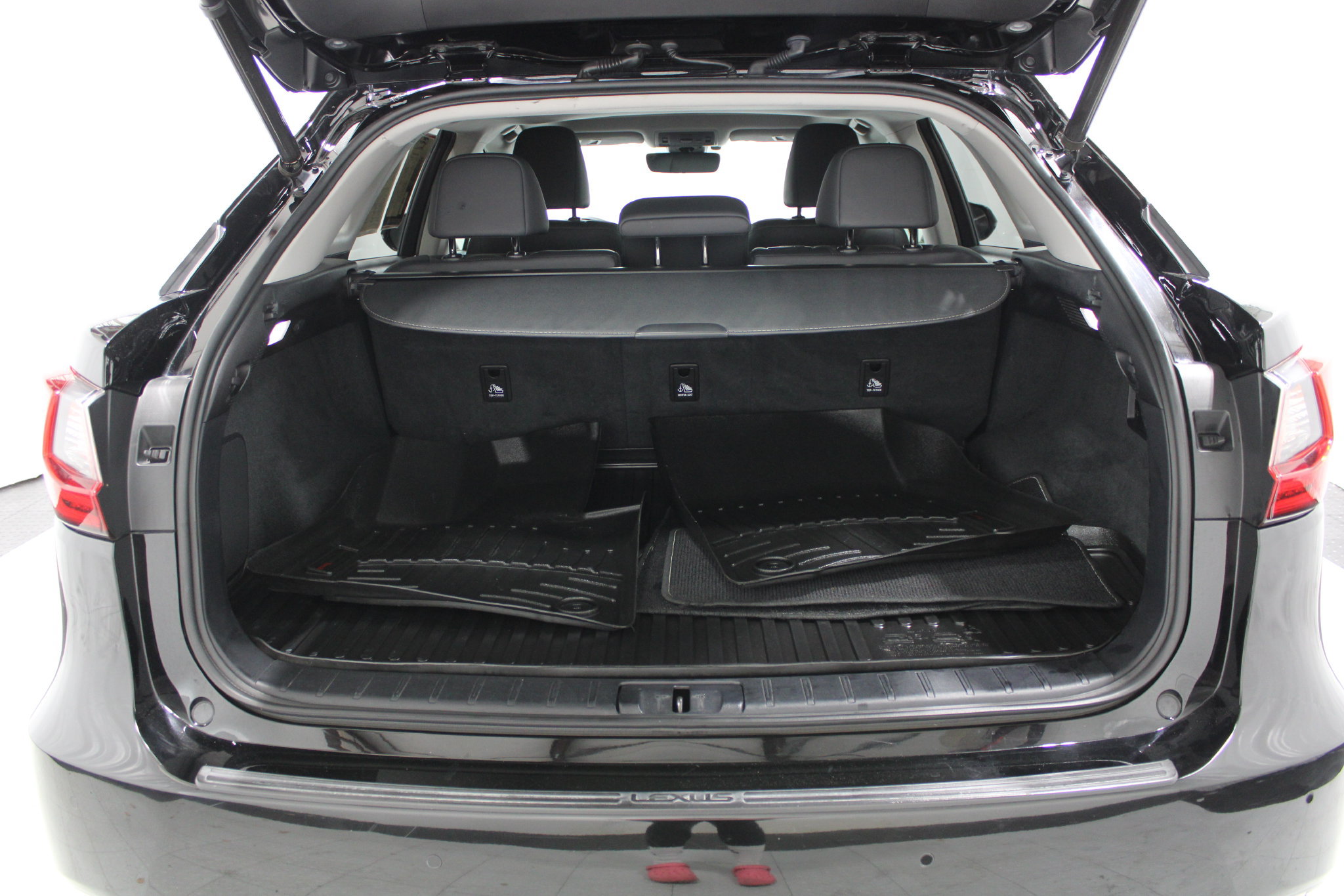 Used 2020 Lexus RX 350 AWD w/ Premium Package image 18