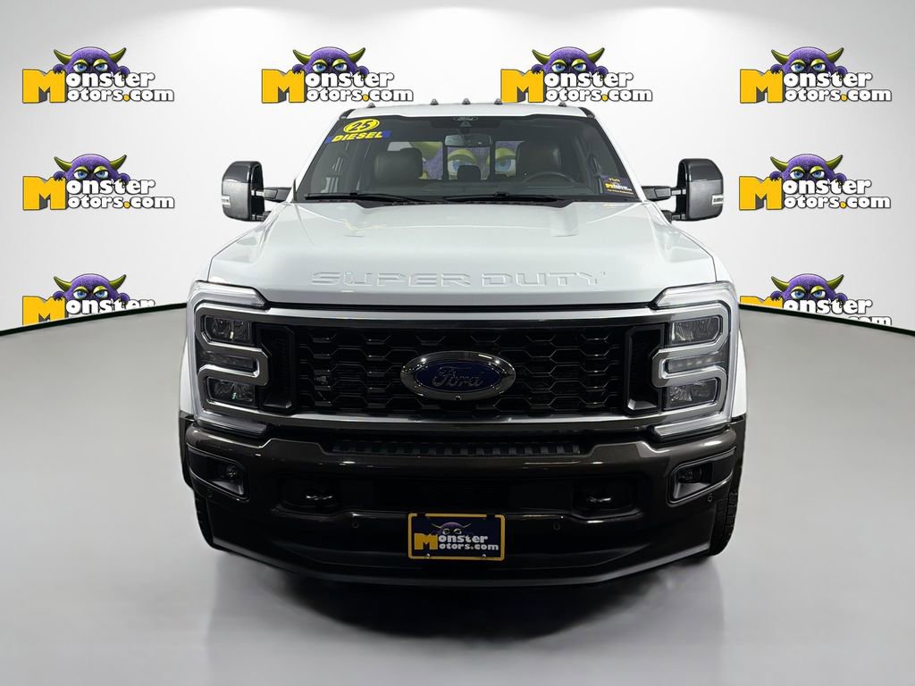 Used 2025 Ford F450 King Ranch w/ Camper Package image 2