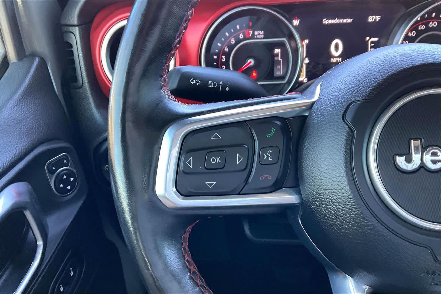 Used 2022 Jeep Gladiator Rubicon w/ Cold Weather Group AWD/4WD image 22