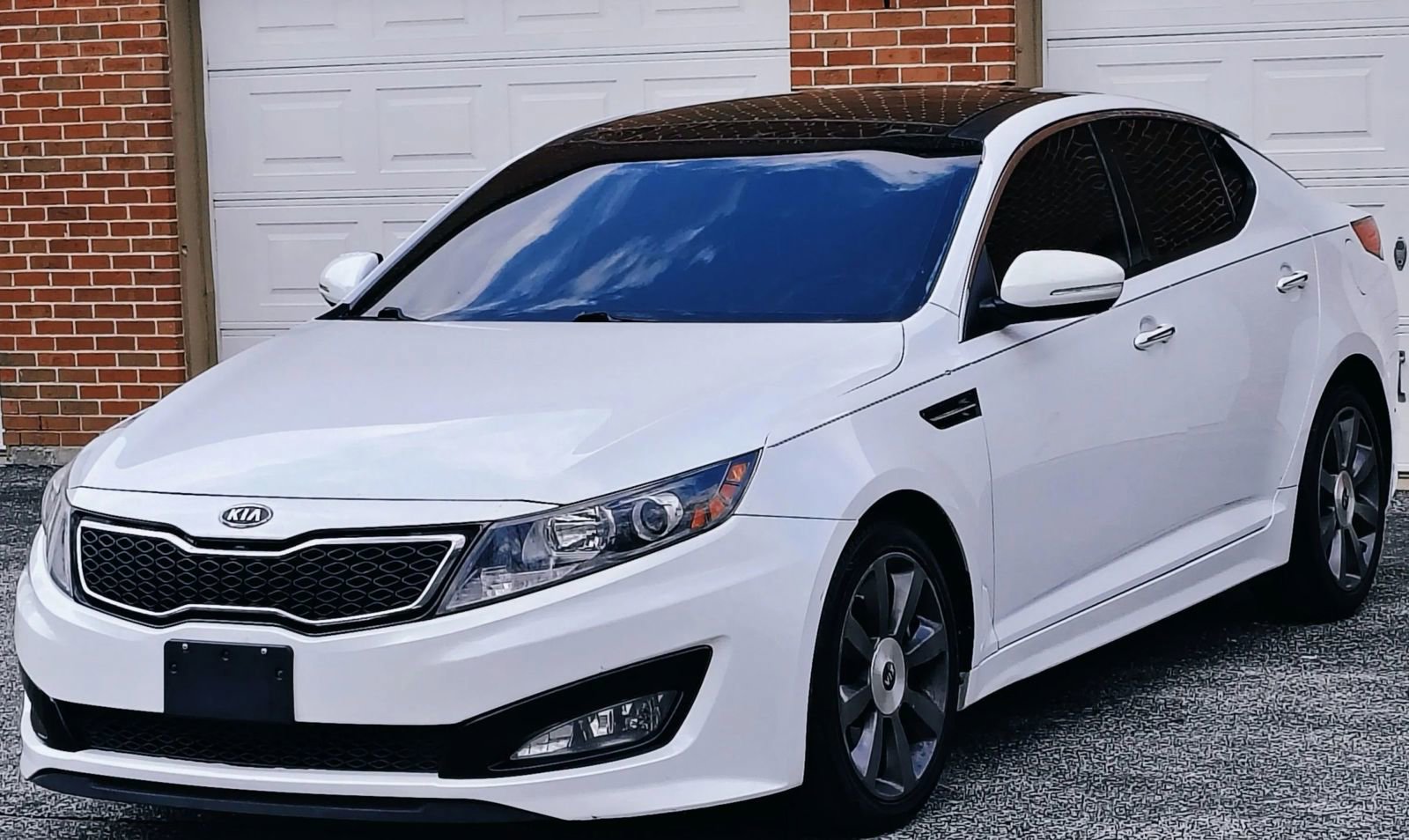 Used 2012 Kia Optima SX w/ Premium Touring Pkg image 1