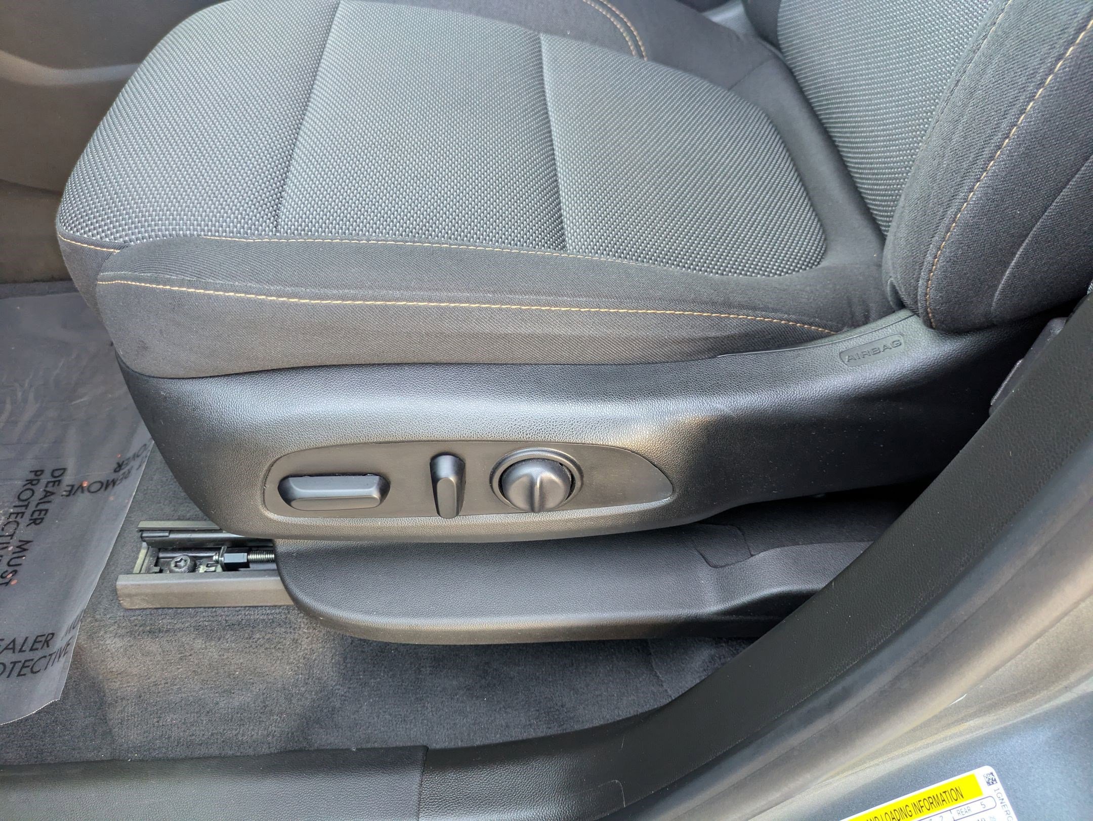 Used 2021 Chevrolet Traverse LT FWD image 22