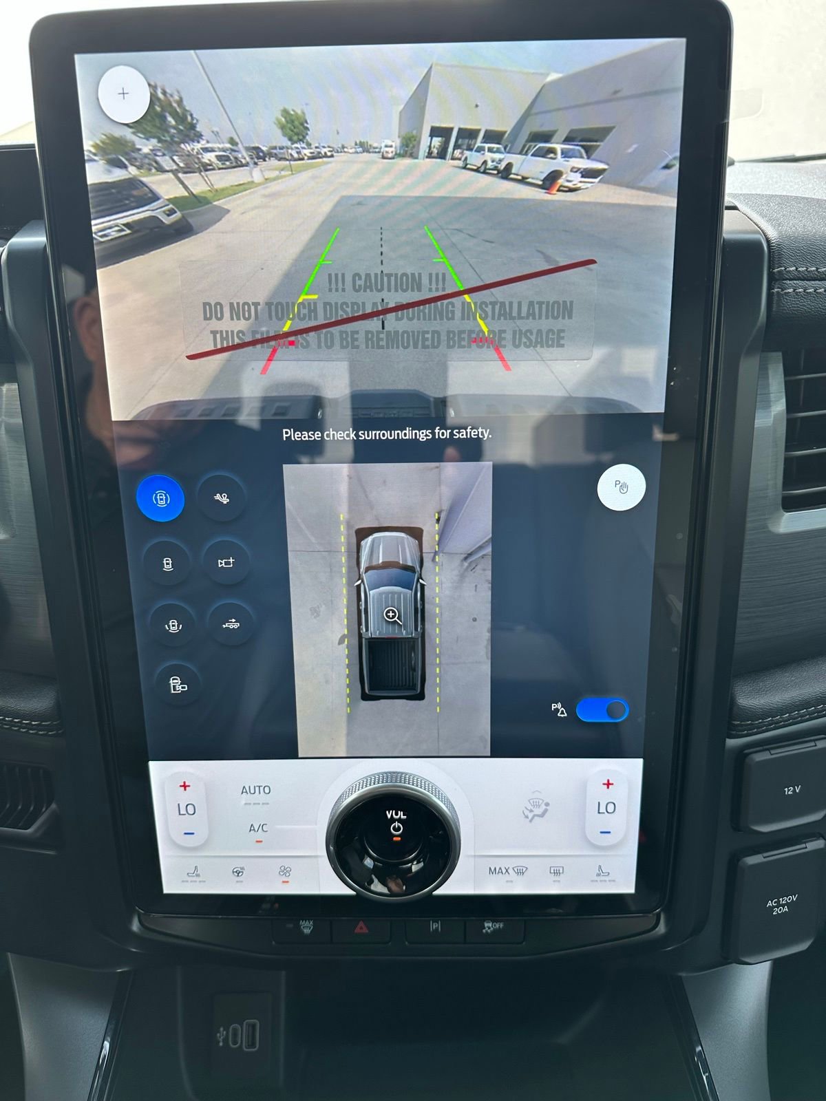 New 2025 Ford F150 Lightning Flash AWD/4WD image 21
