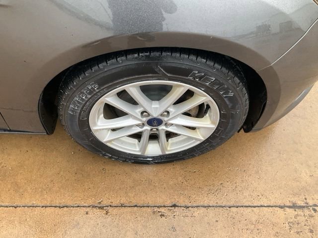 Used 2018 Ford Focus SE image 31
