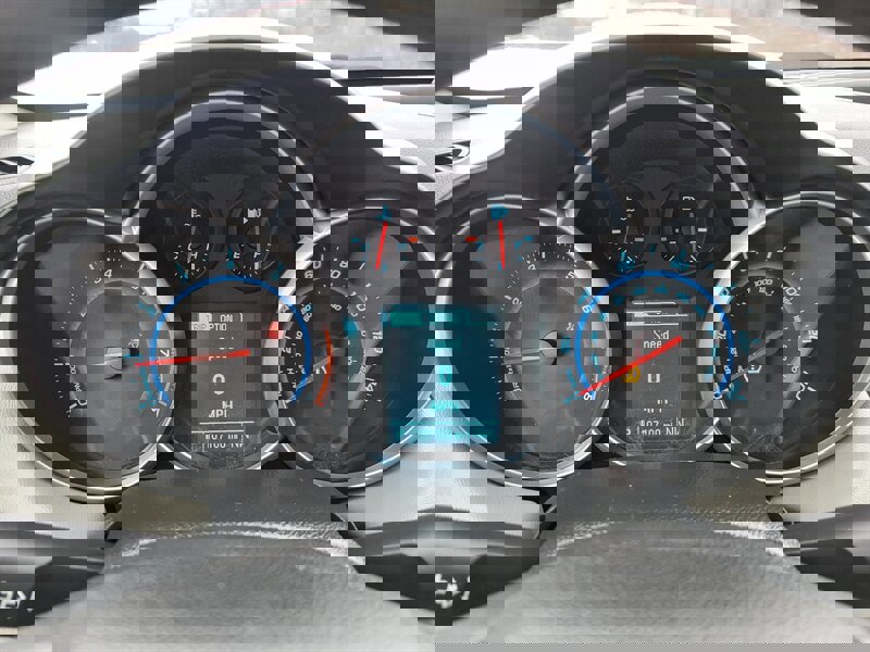 Used 2013 Chevrolet Cruze LS image 16