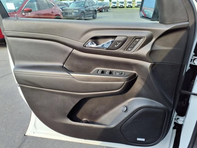 Used 2022 GMC Acadia SLT w/ Technology Package AWD/4WD image 20