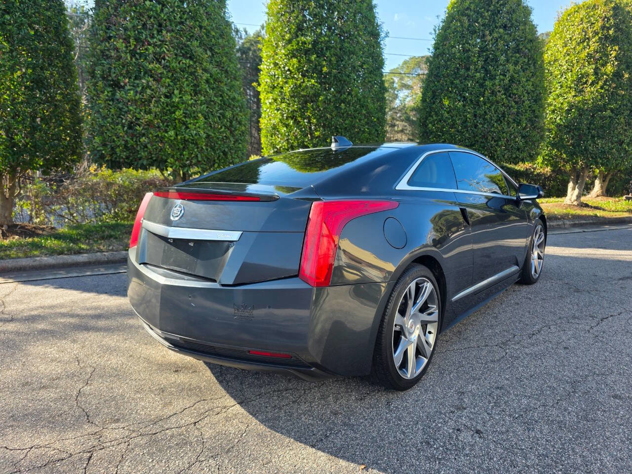 Used 2014 Cadillac ELR Base 2dr Coupe w/ Luxury Package image 5