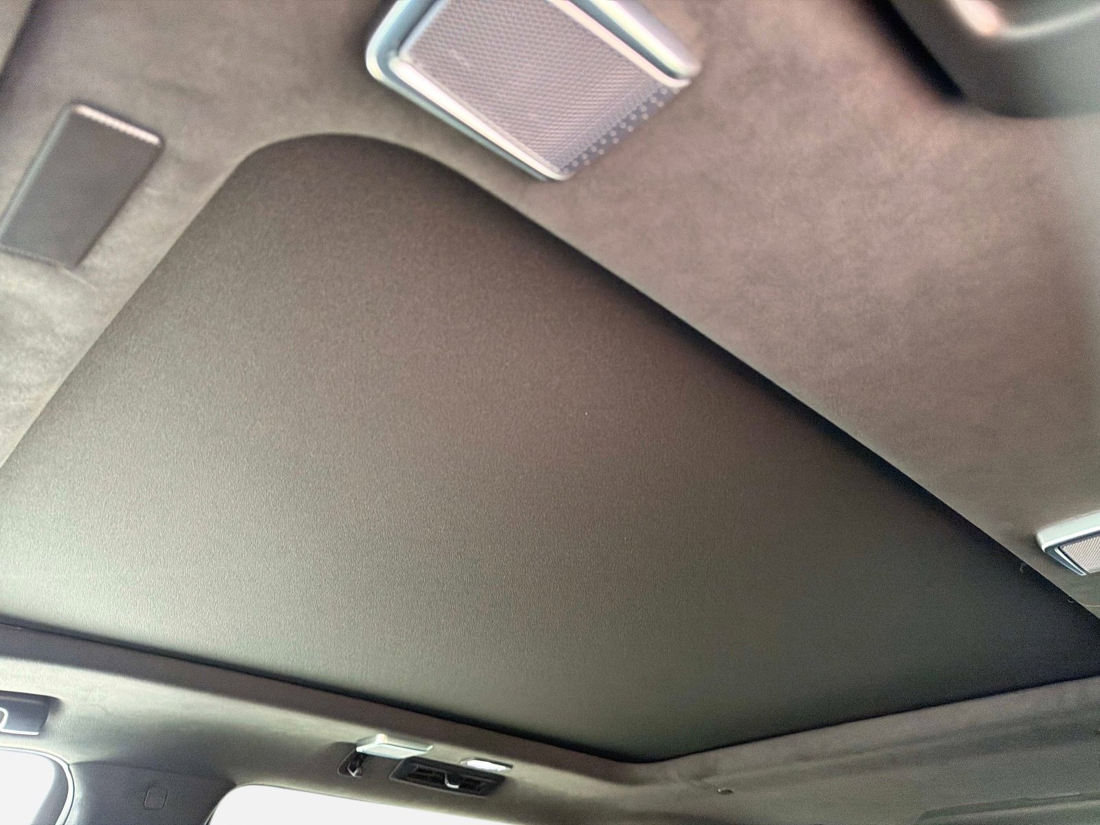 Used 2026 Cadillac Escalade ESV Platinum Sport w/ LPO, ONYX Package image 43