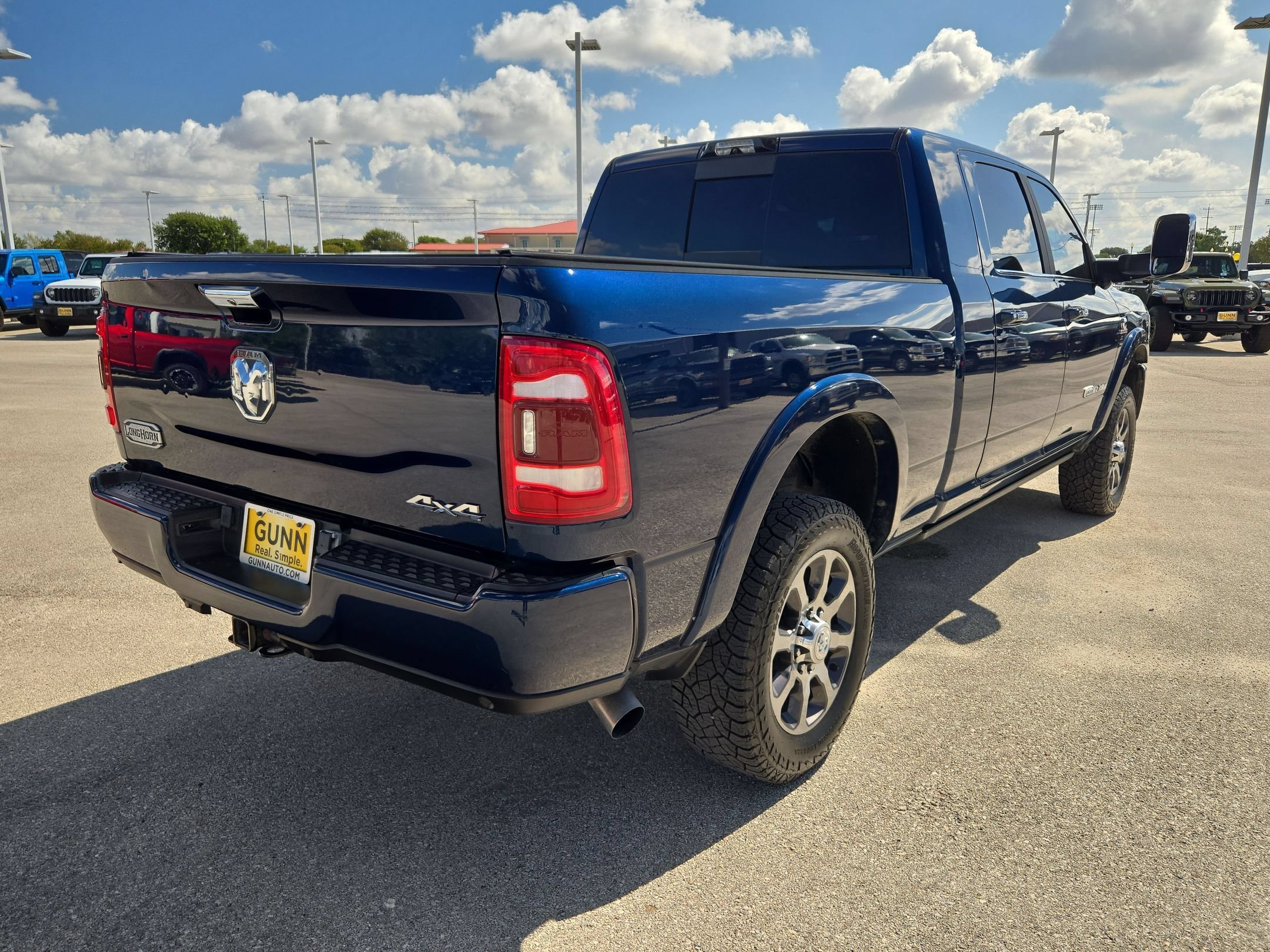 Used 2022 RAM 2500 Limited AWD/4WD image 3
