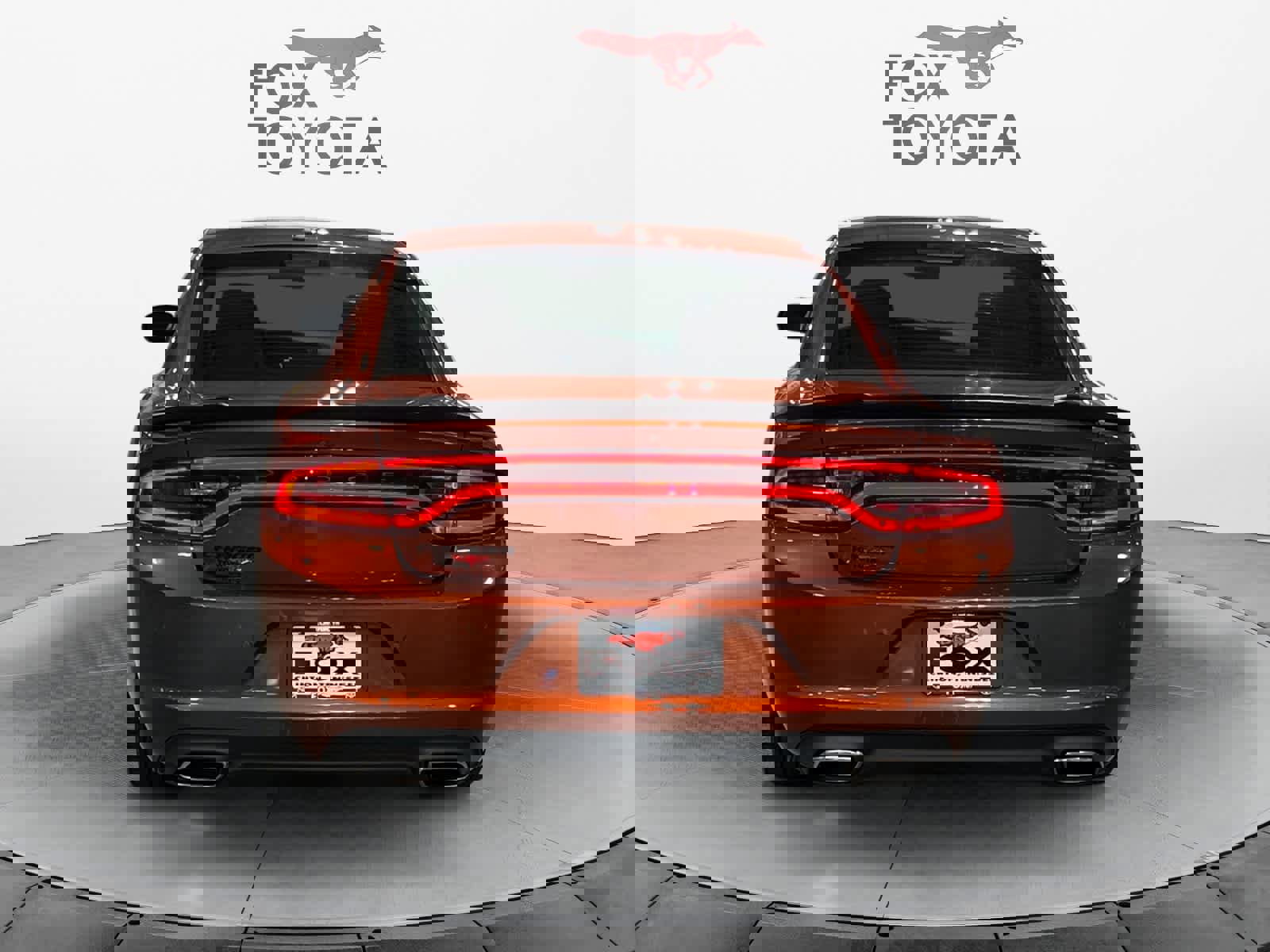 Used 2021 Dodge Charger SXT w/ Blacktop Package image 5