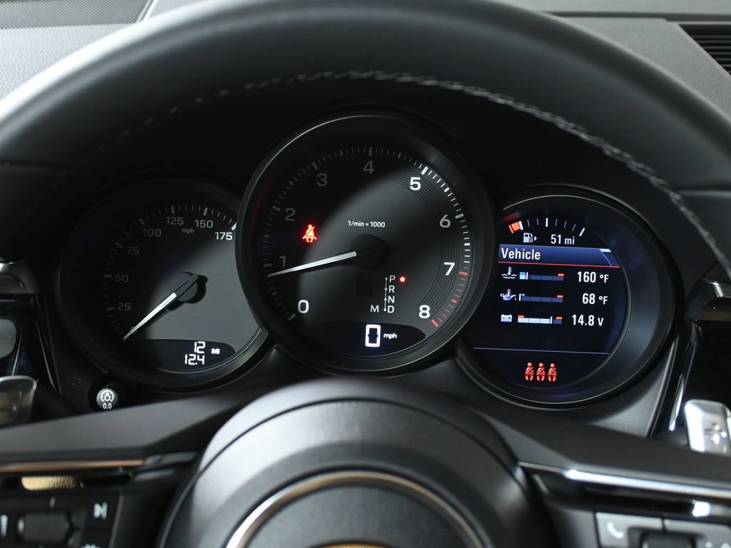 New 2026 Porsche Macan AWD/4WD image 20