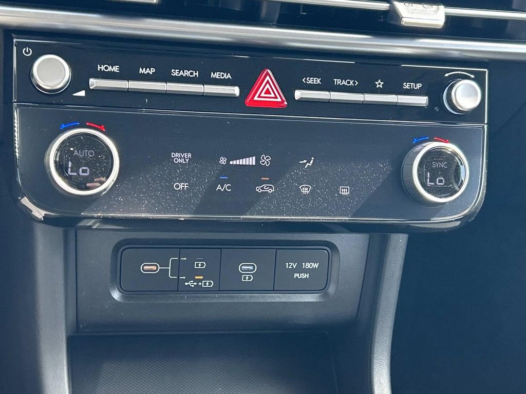 New 2026 Hyundai Tucson Blue SE image 32