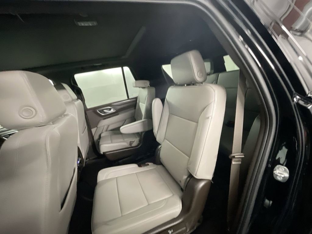 Used 2023 Chevrolet Tahoe Z71 w/ Luxury Package image 26