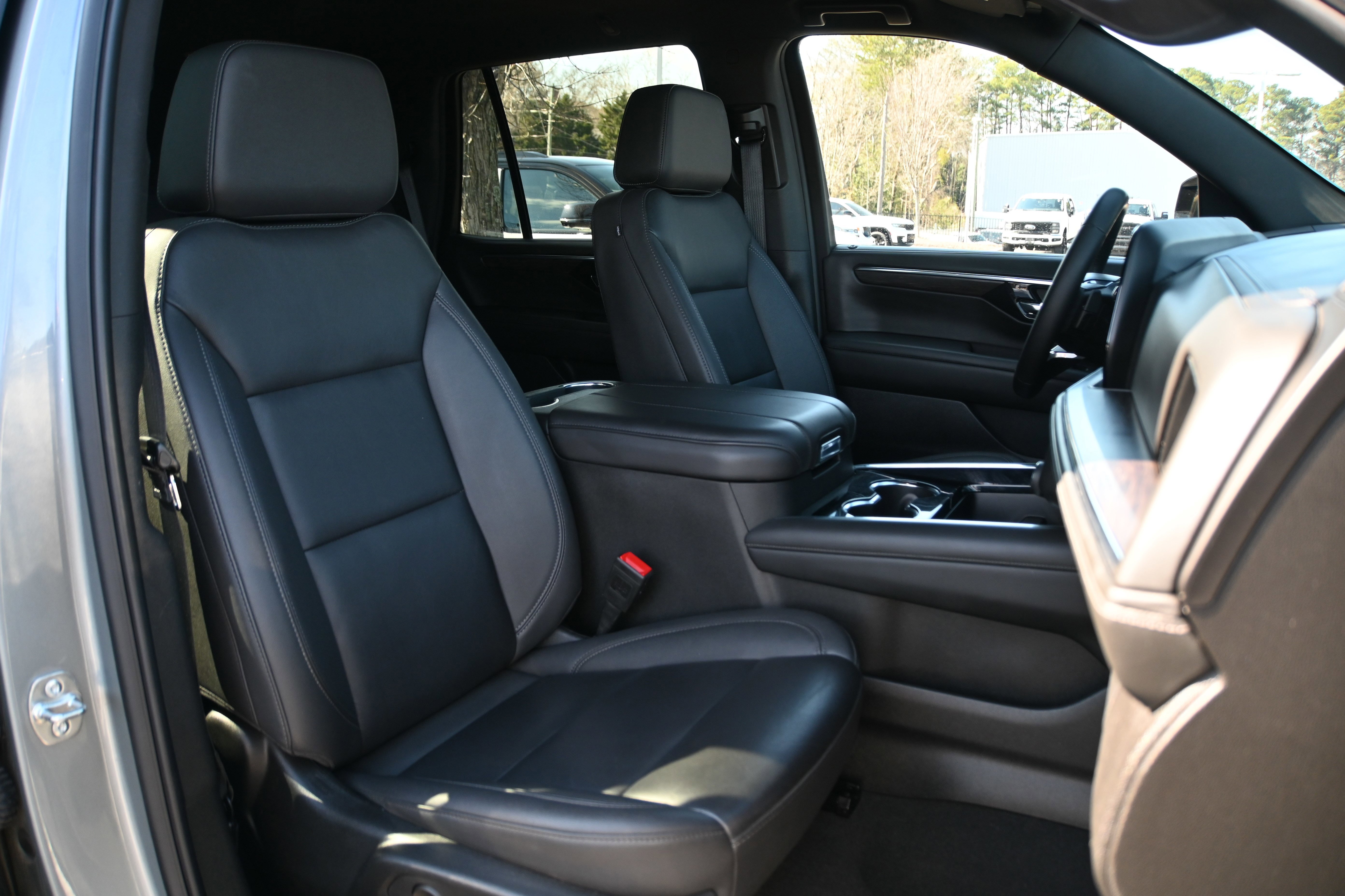 Certified 2025 Chevrolet Tahoe Z71 AWD/4WD image 19