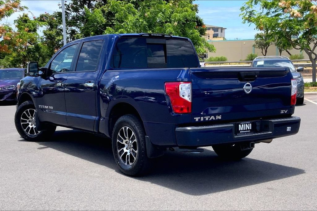 Used 2020 Nissan Titan SV w/ SV Convenience Package RWD image 10