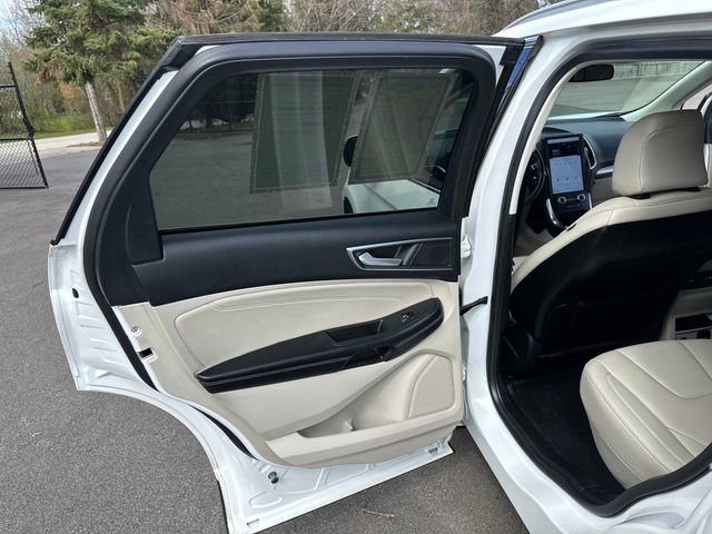 Used 2022 Ford Edge Titanium image 24