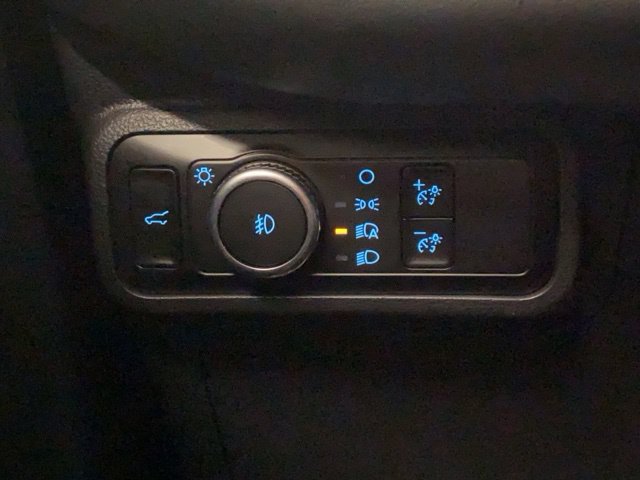 Used 2018 Ford Escape Titanium w/ Ford Safe & Smart Package AWD/4WD image 70