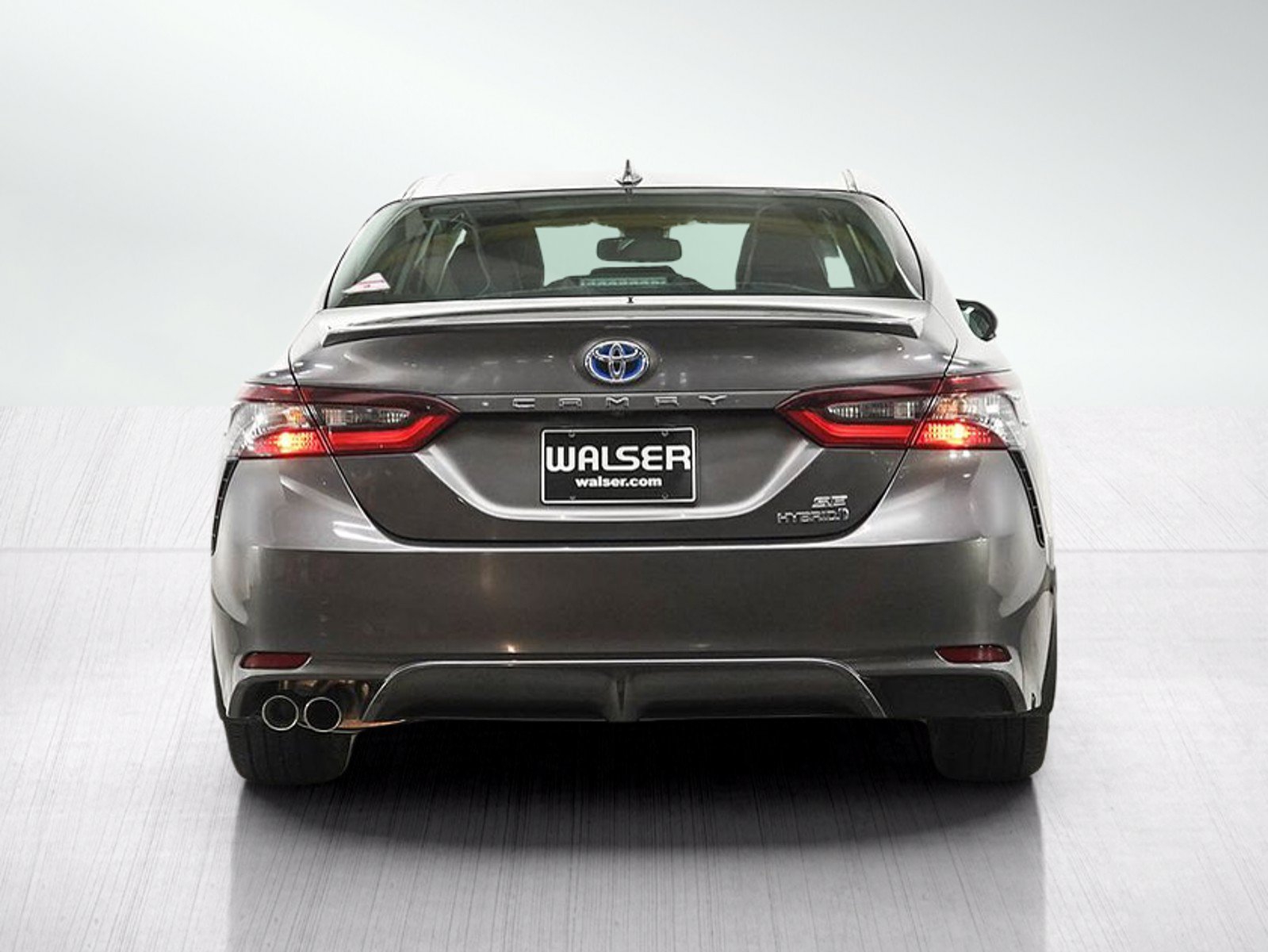 Used 2023 Toyota Camry SE FWD image 5