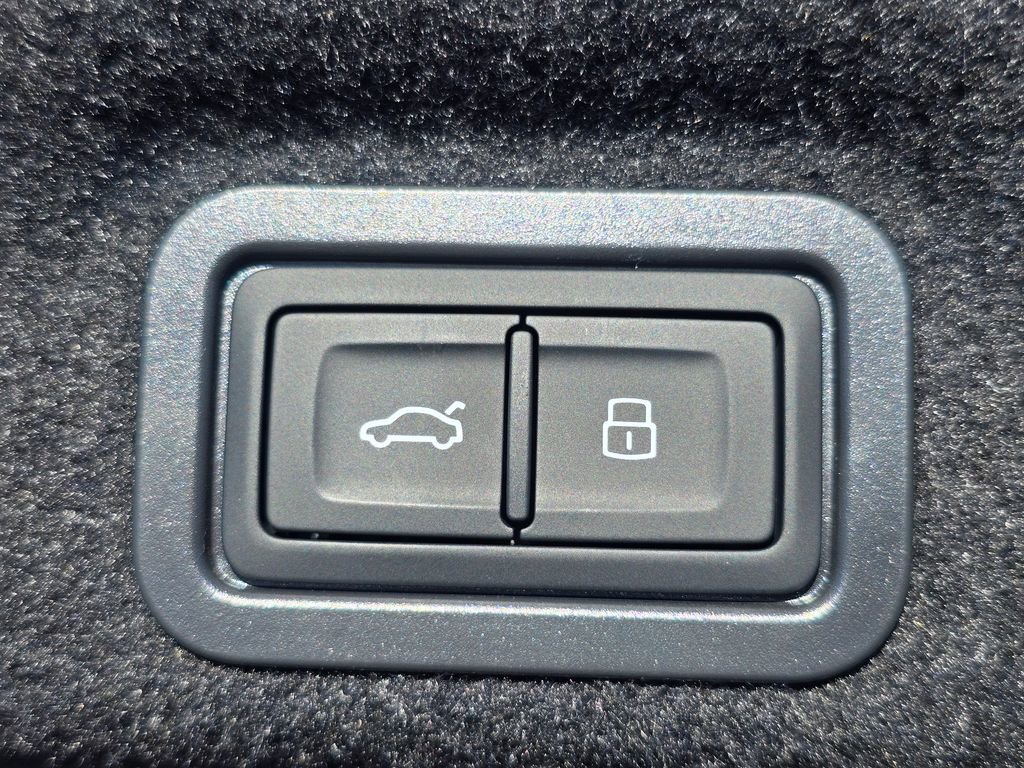 New 2026 Audi A6 Premium Plus image 15