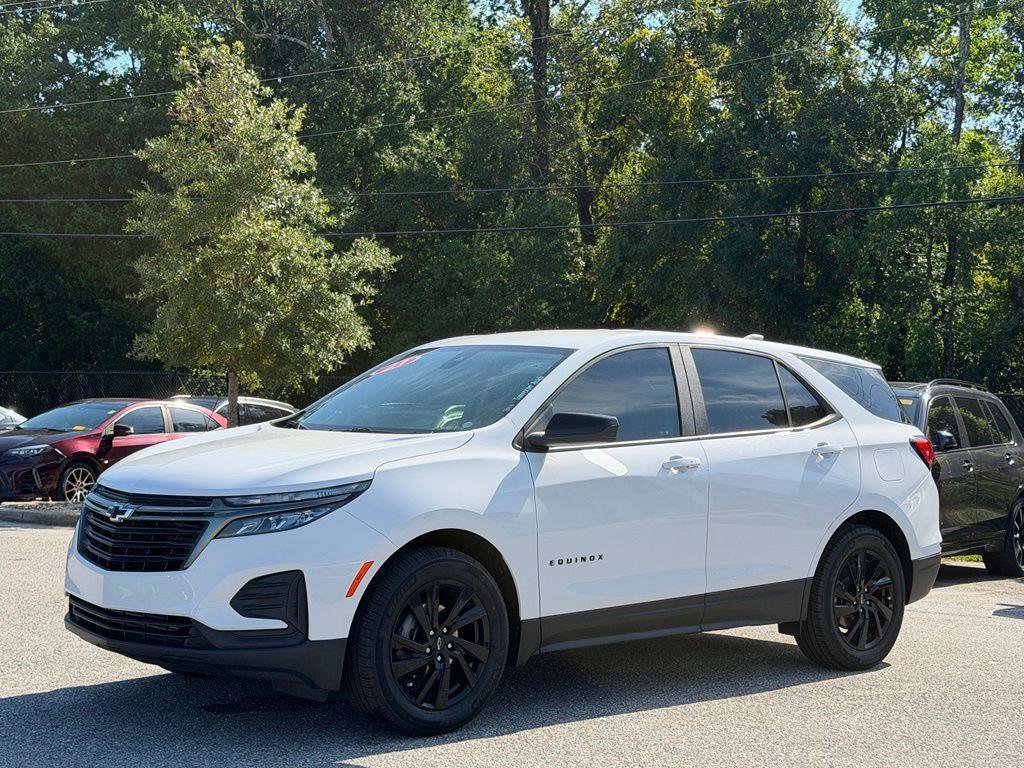 Used 2023 Chevrolet Equinox LS w/ Midnight Edition FWD image 8