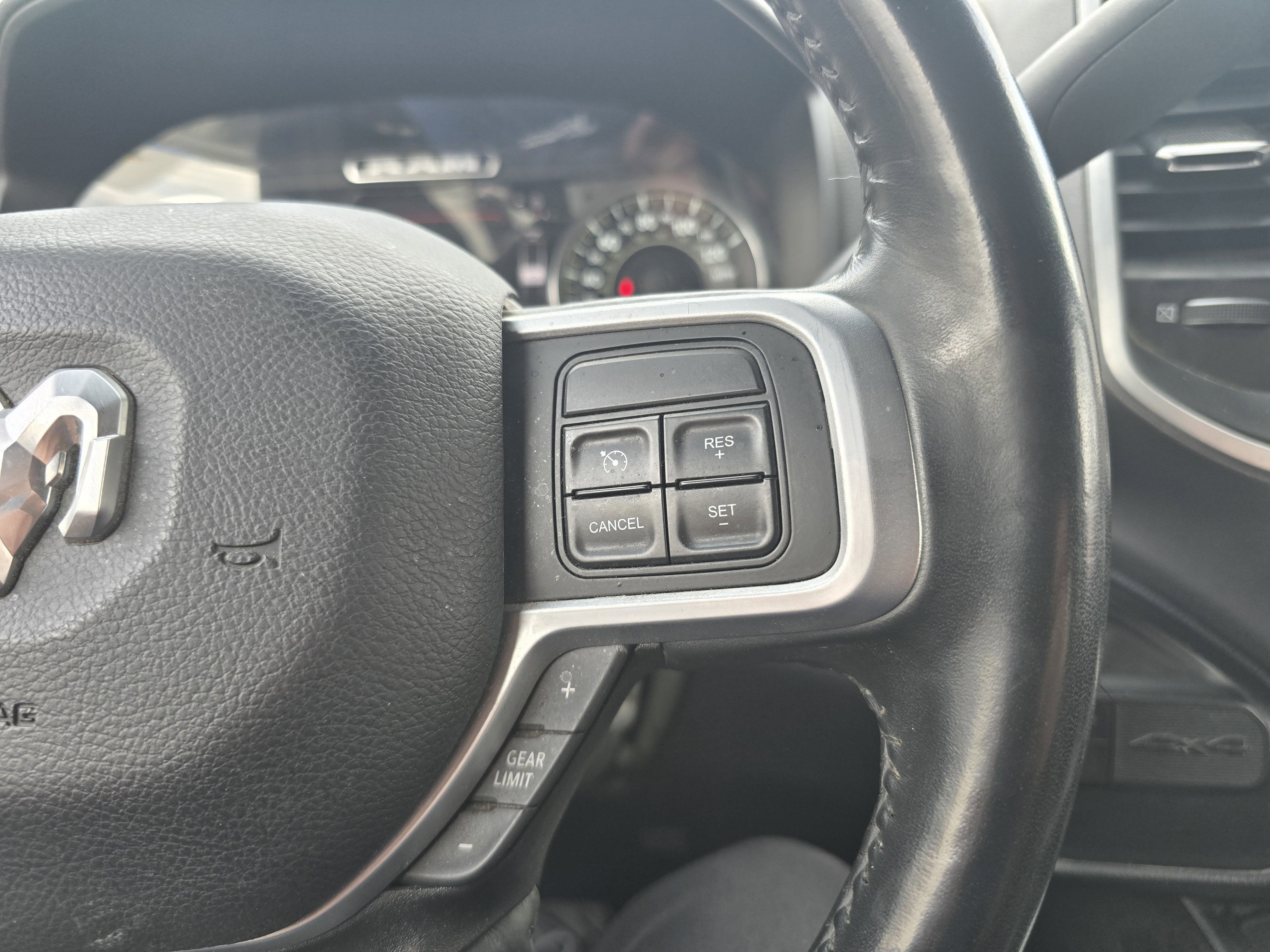 Used 2022 RAM 2500 Big Horn w/ Level C Equiment Group image 18