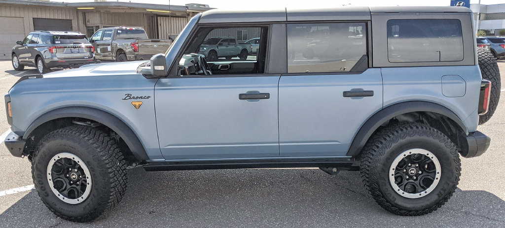 Used 2023 Ford Bronco Badlands AWD/4WD image 5