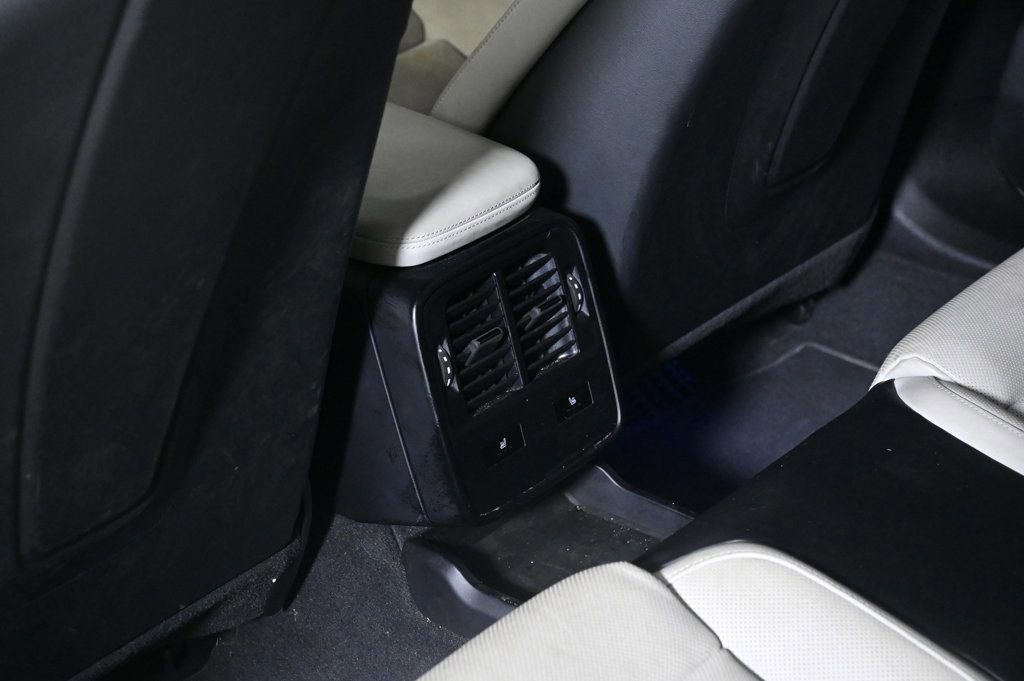 Certified 2020 Porsche Taycan Turbo image 20