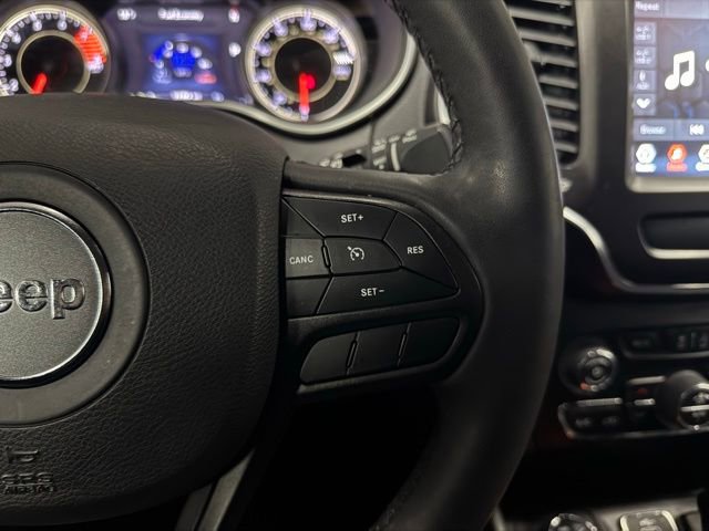 Used 2022 Jeep Cherokee Trailhawk w/ Comfort/Convenience Group image 28