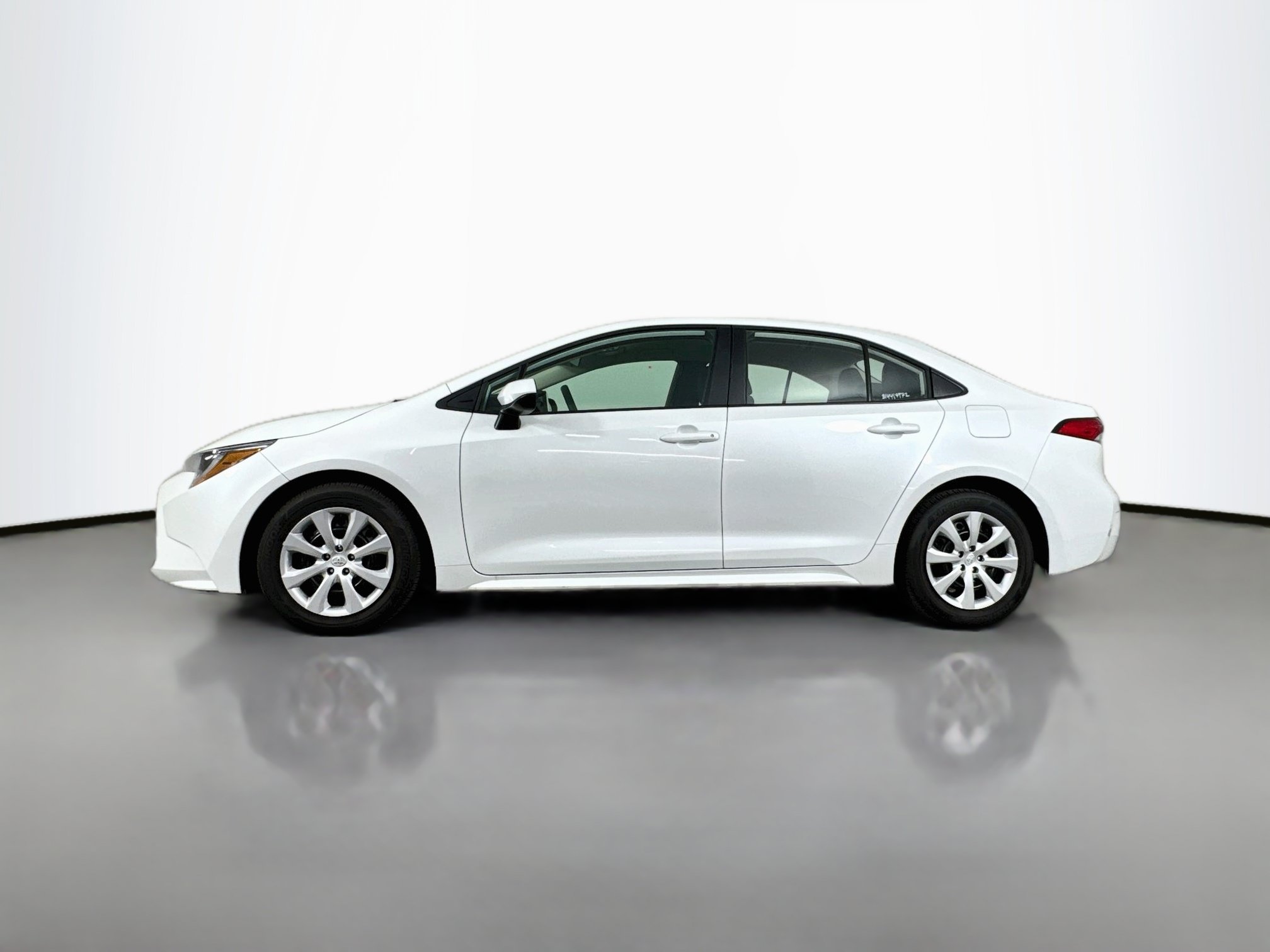 Certified 2026 Toyota Corolla LE FWD image 4