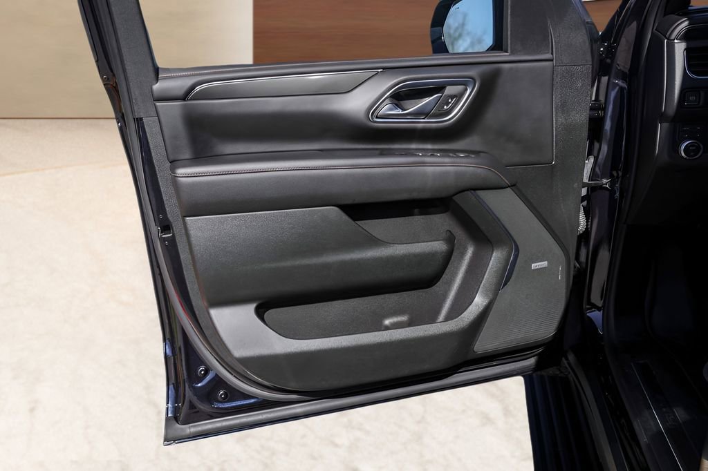 Used 2022 GMC Yukon AT4 image 25