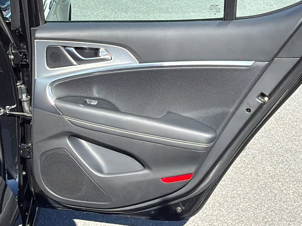 Used 2026 Genesis G70 2.5T Prestige image 16