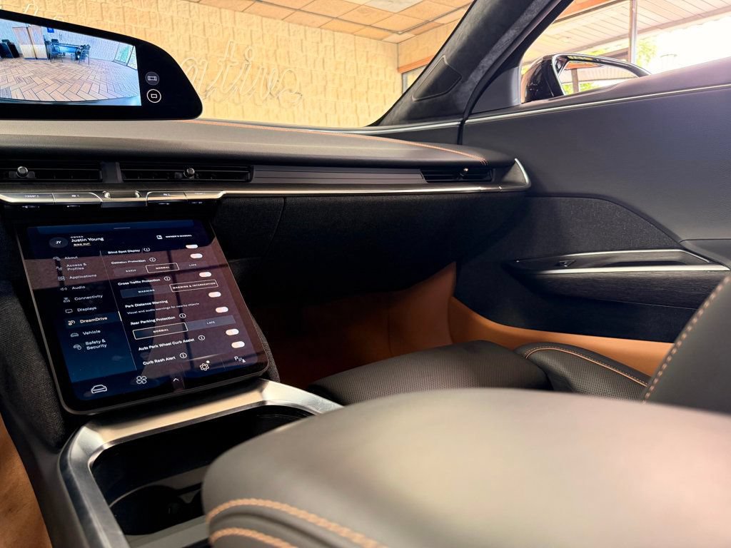 Used 2025 Lucid Air Touring AWD/4WD image 38