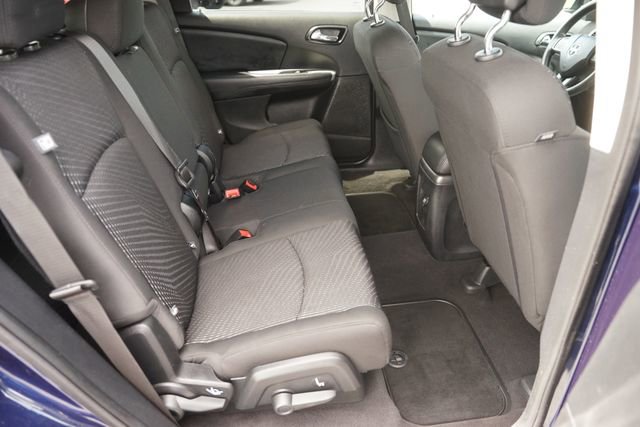 Used 2018 Dodge Journey SXT FWD image 17