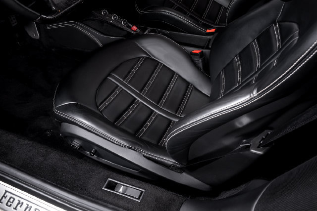 Certified 2016 Ferrari 488 Spider RWD image 23
