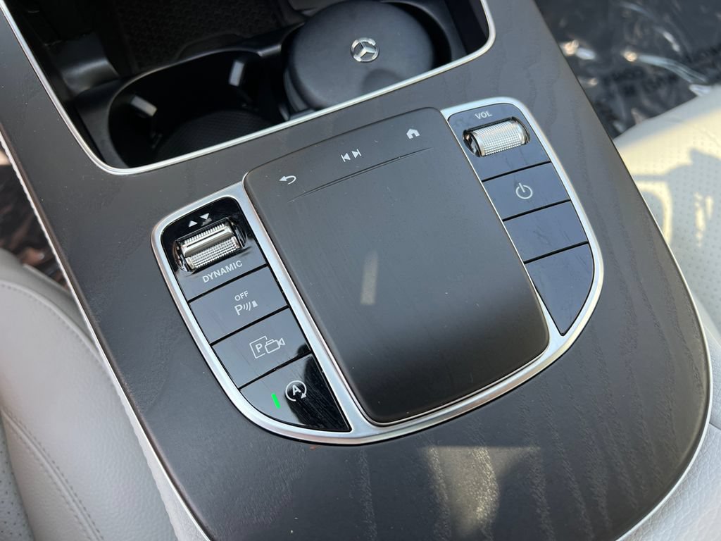 Used 2023 Mercedes-Benz E 350 4MATIC Sedan image 23