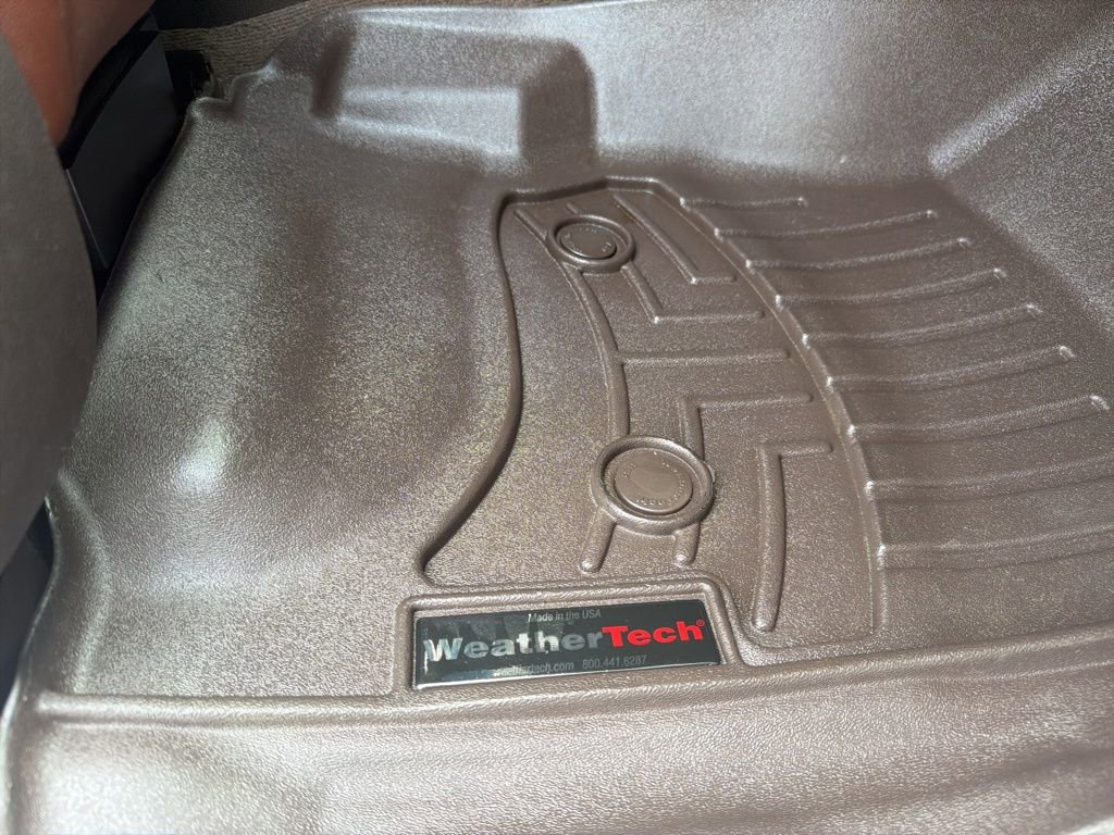 Used 2015 Chevrolet Tahoe LTZ AWD/4WD image 28