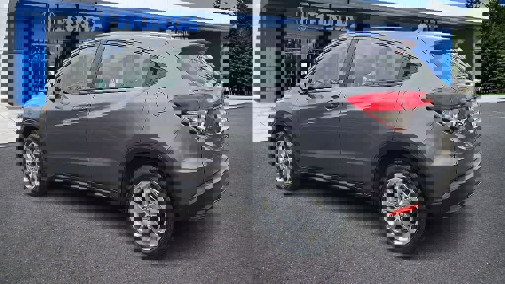 Certified 2021 Honda HR-V LX image 6